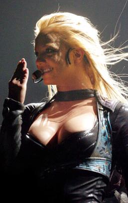 Uhmmm... Britney nipple slip anyone?